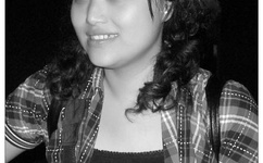 男人吃奶摸下挵进去是什么感觉